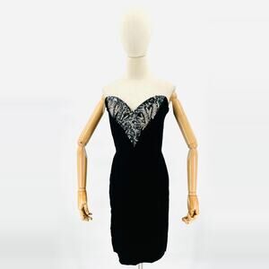 Vintage 90s Oleg Cassini Black Velvet Strapless Sequin Beaded Cocktail Dress